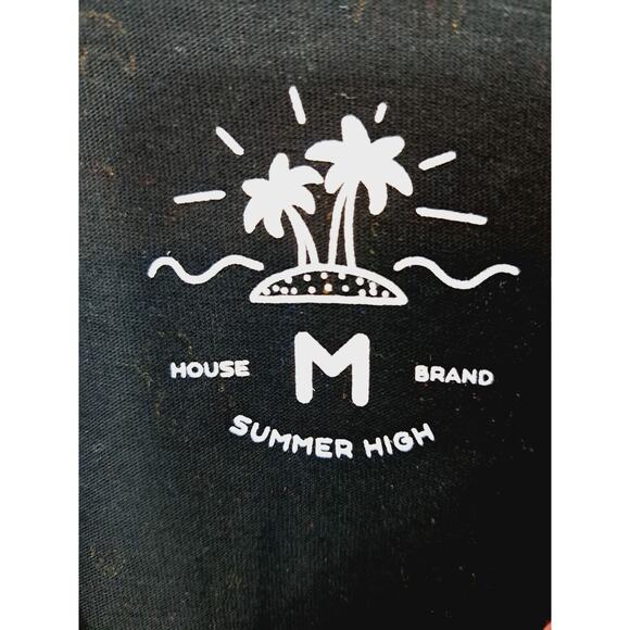 House Brand New! Summer High Black Graphic Tee In Size Medium - Picture 3 of 5